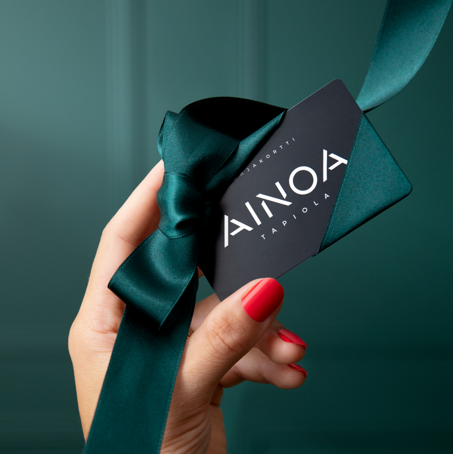 AINOA Joulu 2025 Sivusto Kuvat_Desktop Joulu Lahjakortti 640x640.jpg